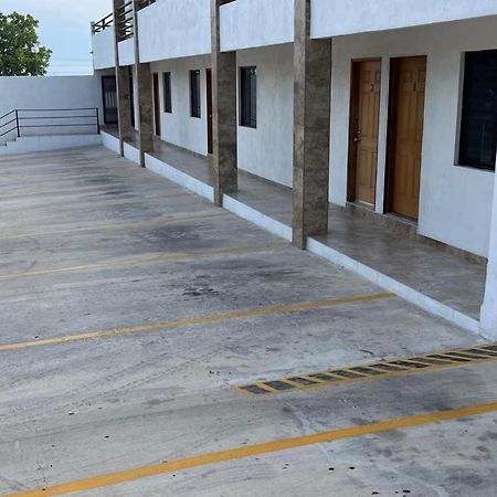 Cmg Suites Ciudad Acuna Exterior photo